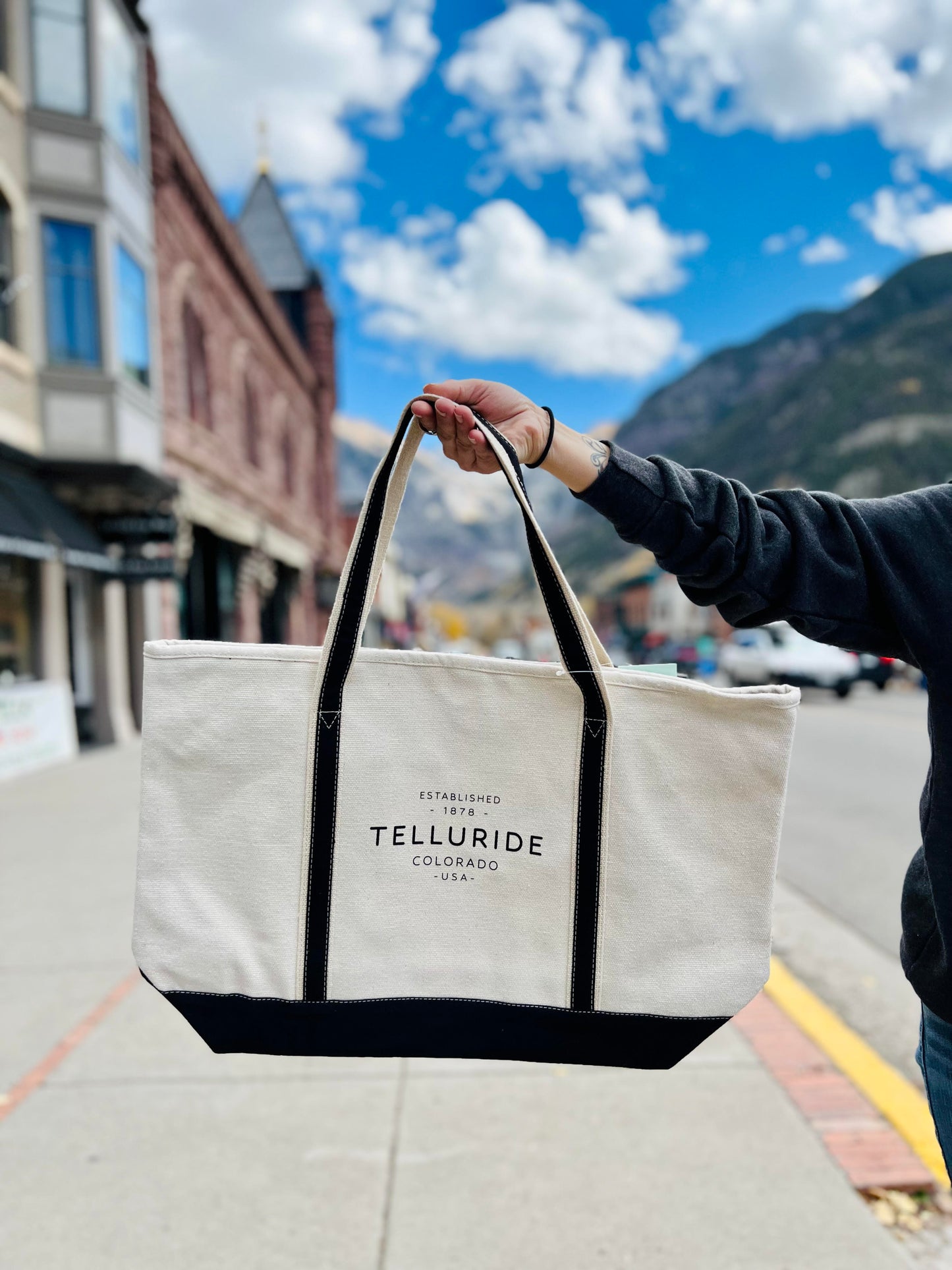 Telluride Large Zippered Boat Tote - Black Handles